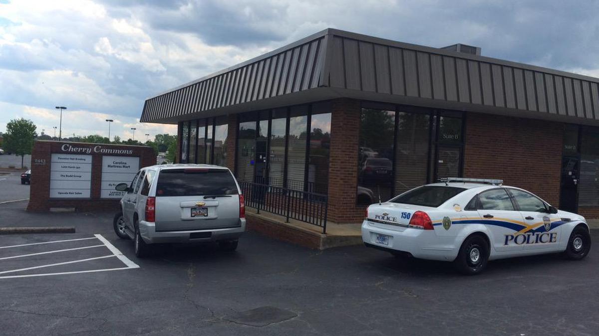
Drug agents raided this massage parlor Thursday afternoon. Two women were arrested in a prostitution sting.
