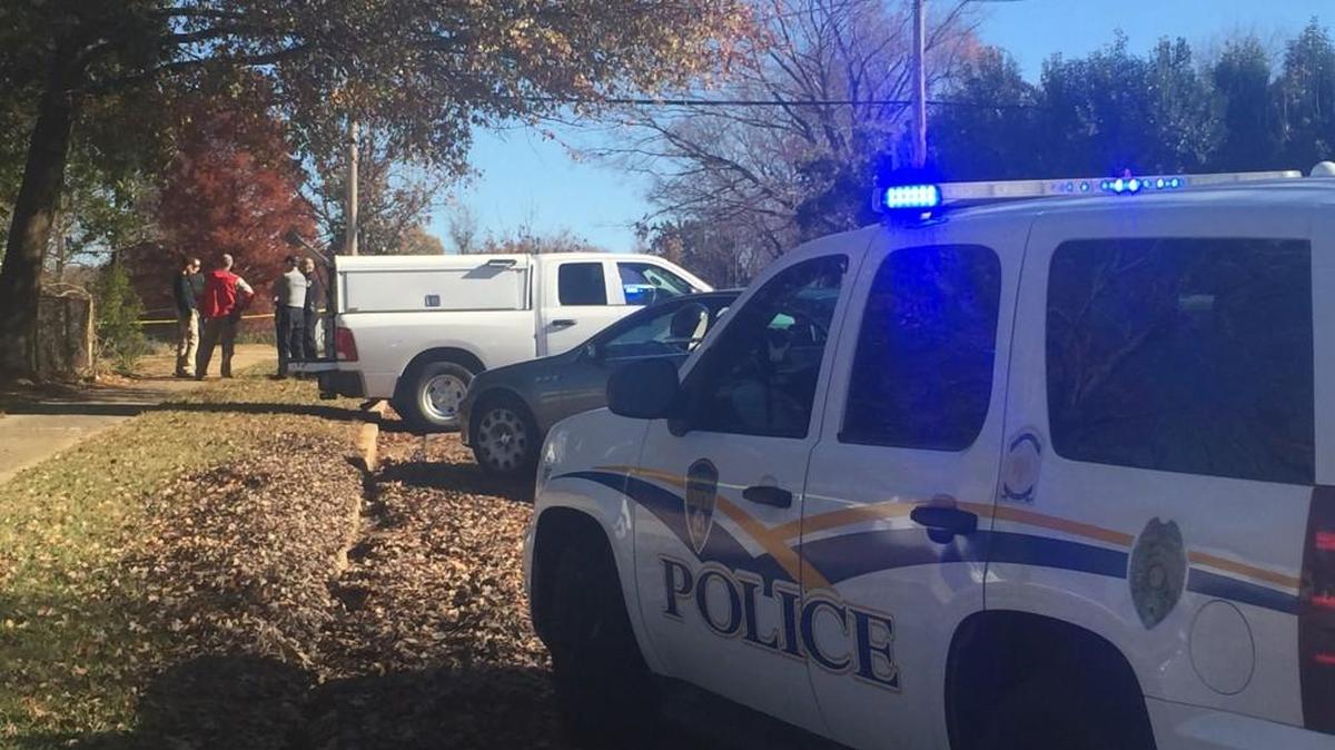 The Rock Hill Police Department is searching for suspects in an armed robbery case at a Rock Hill Ruby Tuesday location just off Dave Lyle Boulevard.