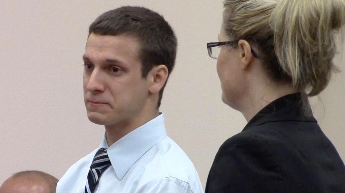 
Michael Landreth cries as he apologizes in court Tuesday.
