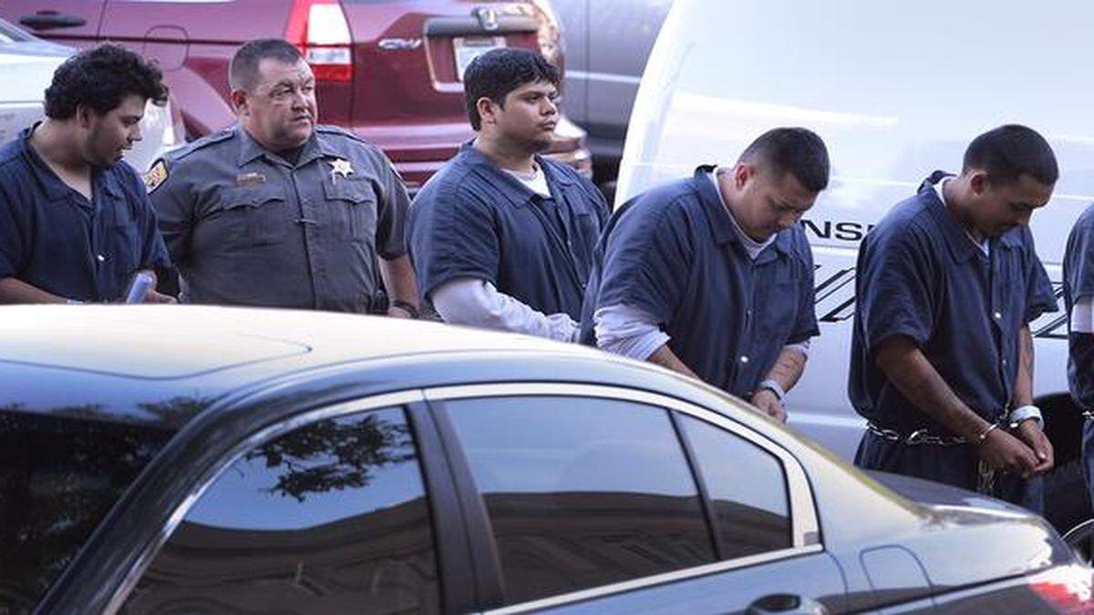 
Suspected members of MS-13 arrive at the federal courthouse in Charlotte for a bond hearing Tuesday.
