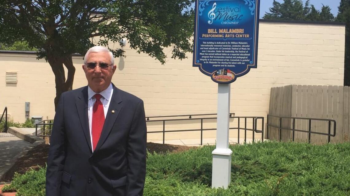 Winthrop professor honored with building dedication at Carowinds
