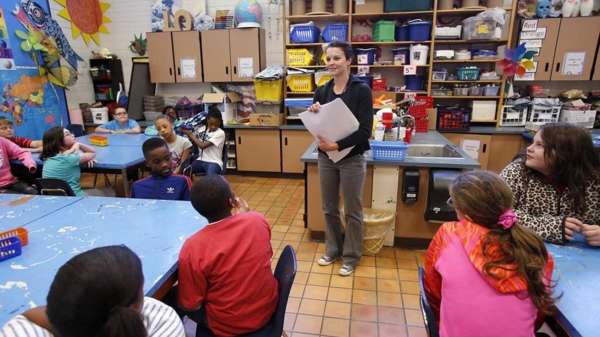 In this 2015 file photo, Northside Elementary School art teacher Kelli Passmore conducts class.