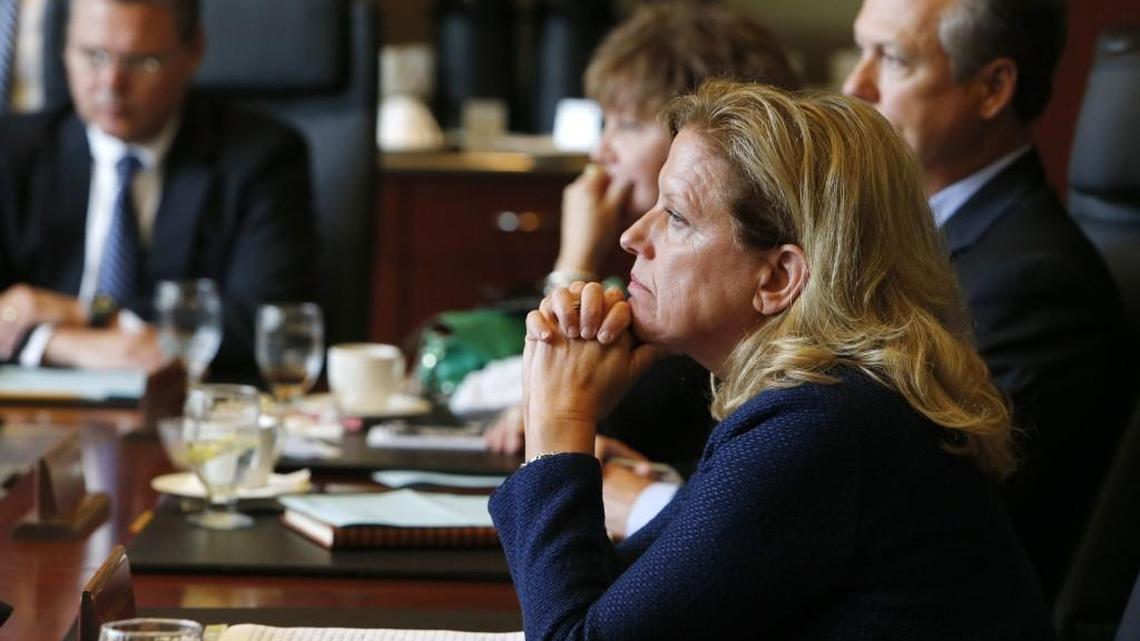 Ex-Winthrop president admits ethics violation; S.C. officials say board knew of husband’s job