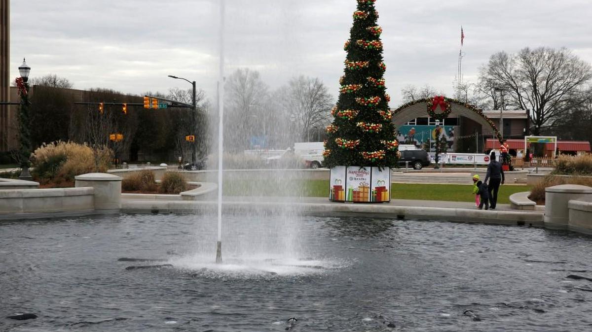 Fountain Park is having more trouble with its fountain. The jets are clogged with mud, and is down to a single geyser. Rock Hill city contract crews are trying to fix the problem, which may take weeks.