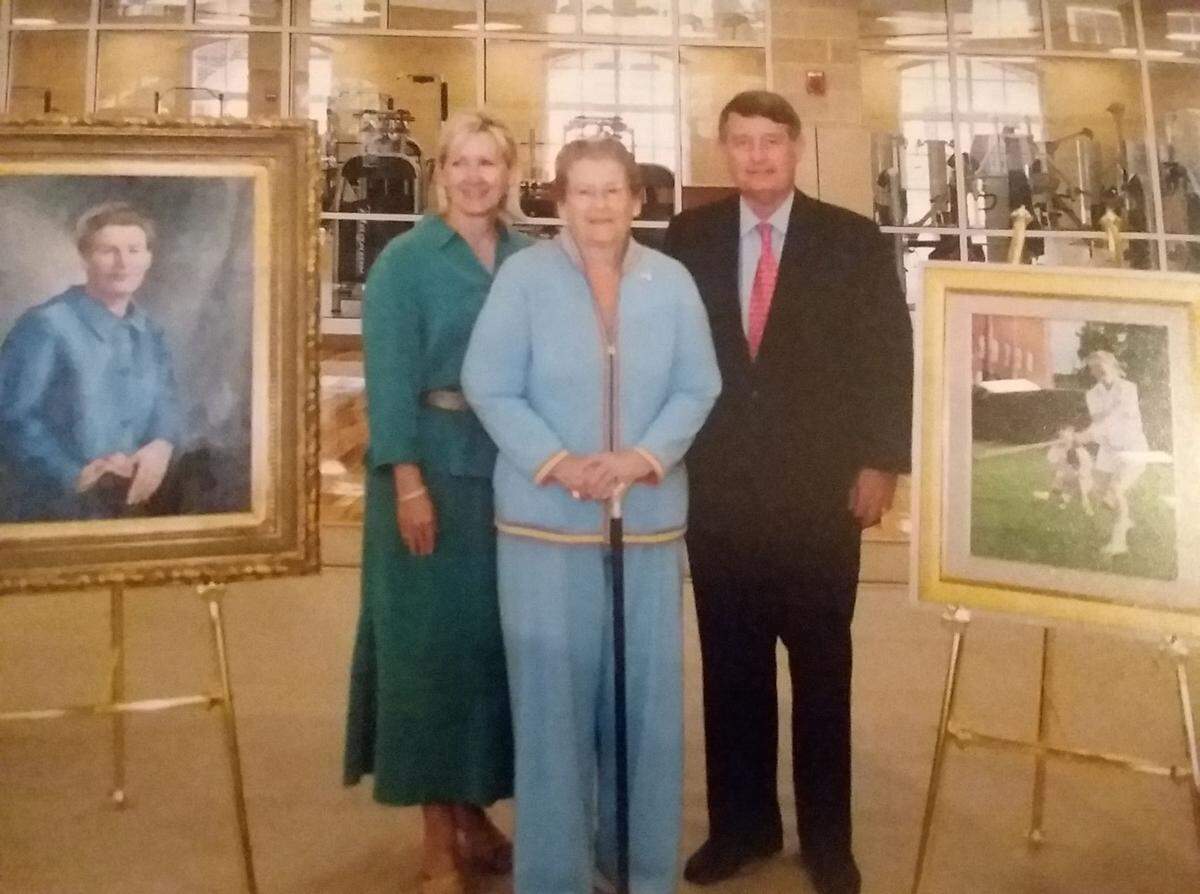 Lois Rhame West (center) with daughter Shelton Bosley and son Jack West at the 2007 dedication of the Lois Rhame West Health, Physical Education and Wellness Center at Winthrop University.