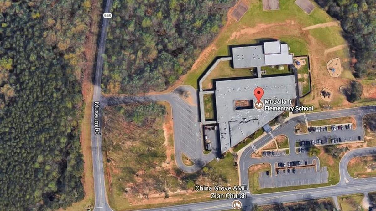 Comporium has proposed leasing a quarter of an acre from the Rock Hill school district to install a 190-foot cell tower. The tower, if approved, would sit in a grove of trees on the northeast corner of Mount Gallant and Museum roads, near Mount Gallant Elementary School’s parking lot.
