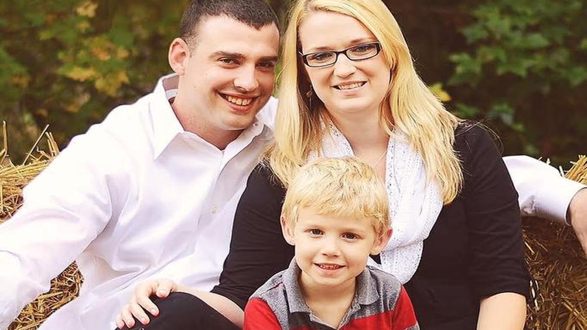 Cancer survivor Kylie Henson with her son, Noah, and boyfriend U.S. Army Spc. Brandon Johnson.