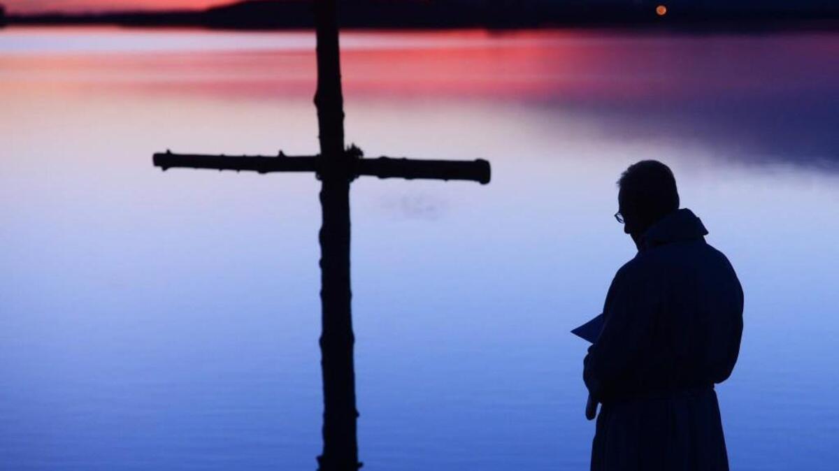 Holy Week services lead up to the Celebration of Resurrection on Easter Sunday.