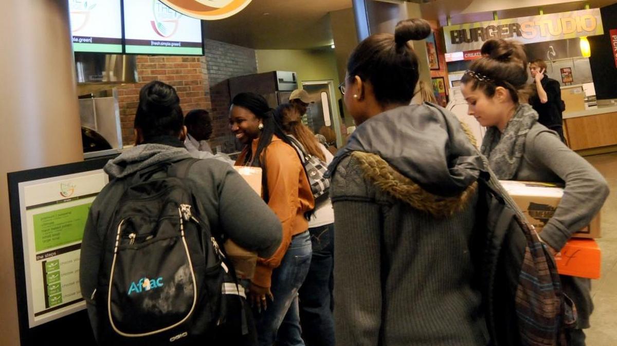 Students make their selections for dining at Winthrop University’s DiGiorgio Student Center in 2013.