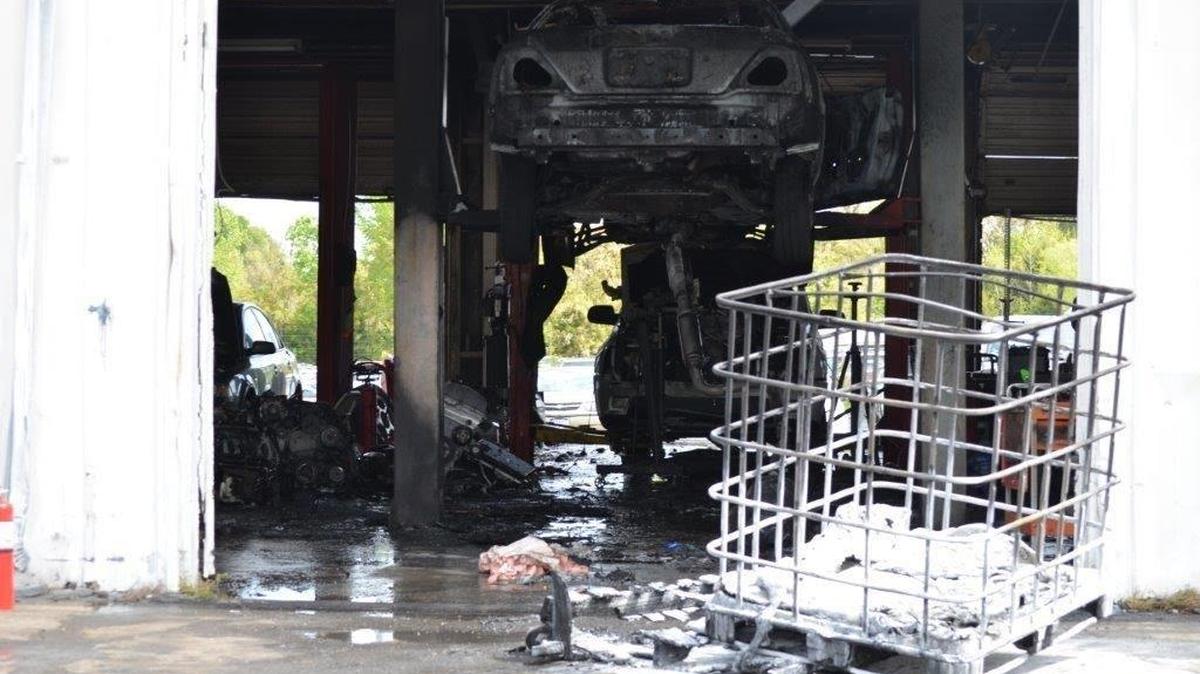 A fire Monday damaged two cars and the building at the Rock Hill Public Auto Auction. No injuries were reported, but the cause of the fire remains under investigation.