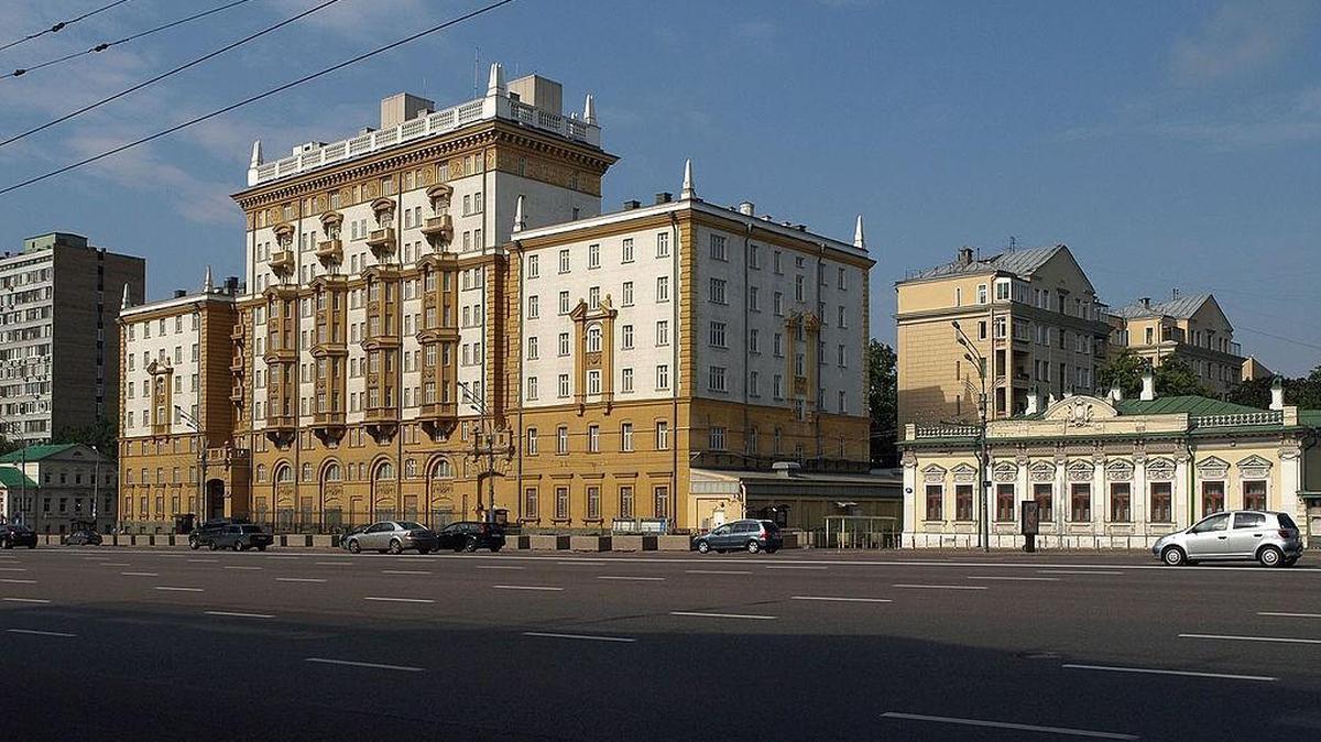The U.S. embassy in Moscow was the second-highest spending agency in the federal government on alcohol in an analysis by the American Media Institute. Only the U.S. embassy in Bangkok spent more.