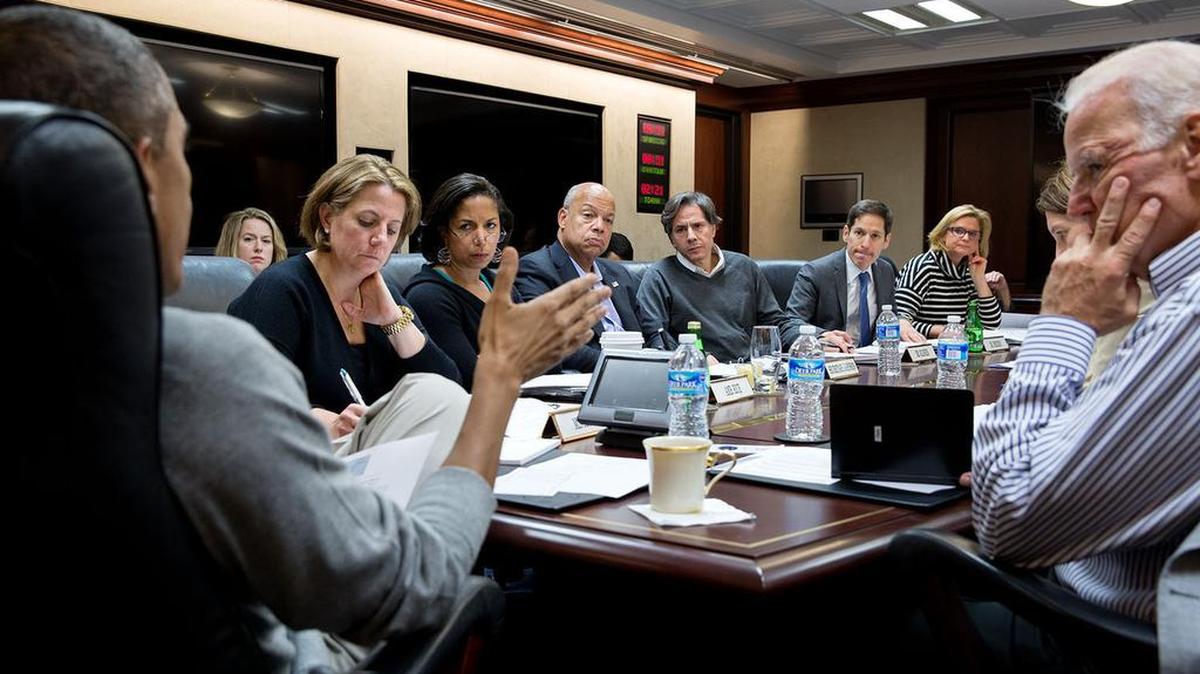 President Obama holds a meeting about Ebola with, from left, Lisa Monaco, assistant to the president for homeland security and counterterrorism; National Security Adviser Susan E. Rice; Homeland Security Secretary Jeh Johnson; Tony Blinken, deputy national security adviser; CDC Director Thomas Frieden; communications director Jennifer Palmieri; and Health and Human Services Secretary Sylvia Mathews Burwell.