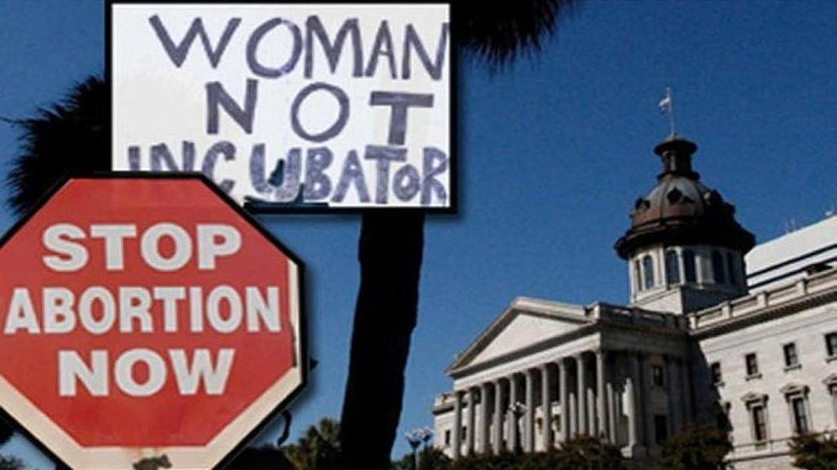 
Abortion clinics are unlikely to be forced to close Monday, some healthcare experts say. 
