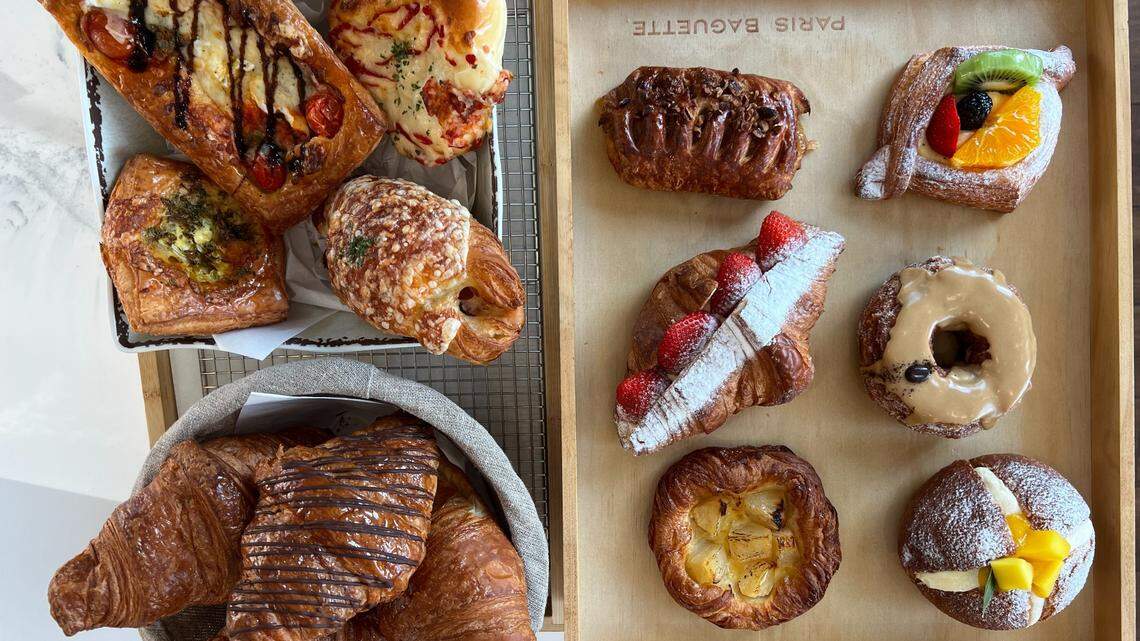 Food at the Paris Baguette