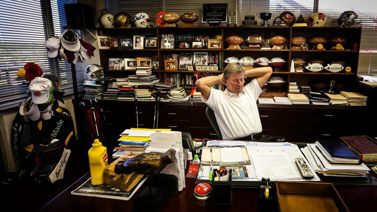 Former USC head football coach Steve Spurrier reflects on his resignation.