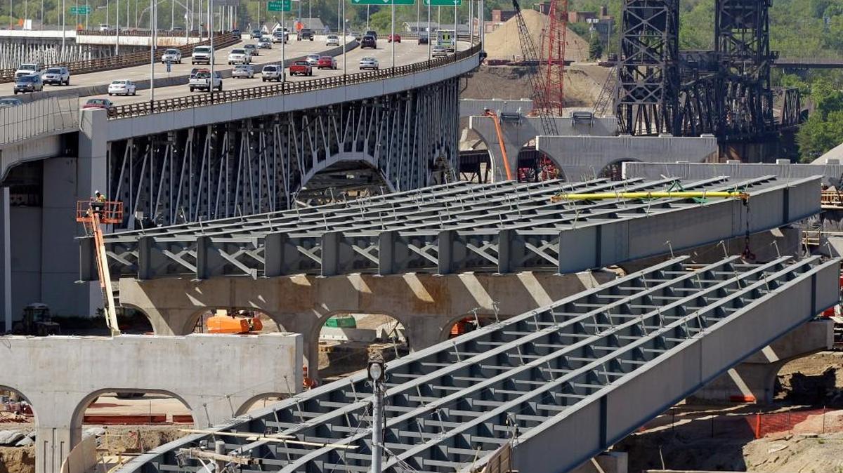 House and Senate legislators agreed on a transportation bill this week that will allocate $305 billion to roads, rails and bike paths during the next five years.