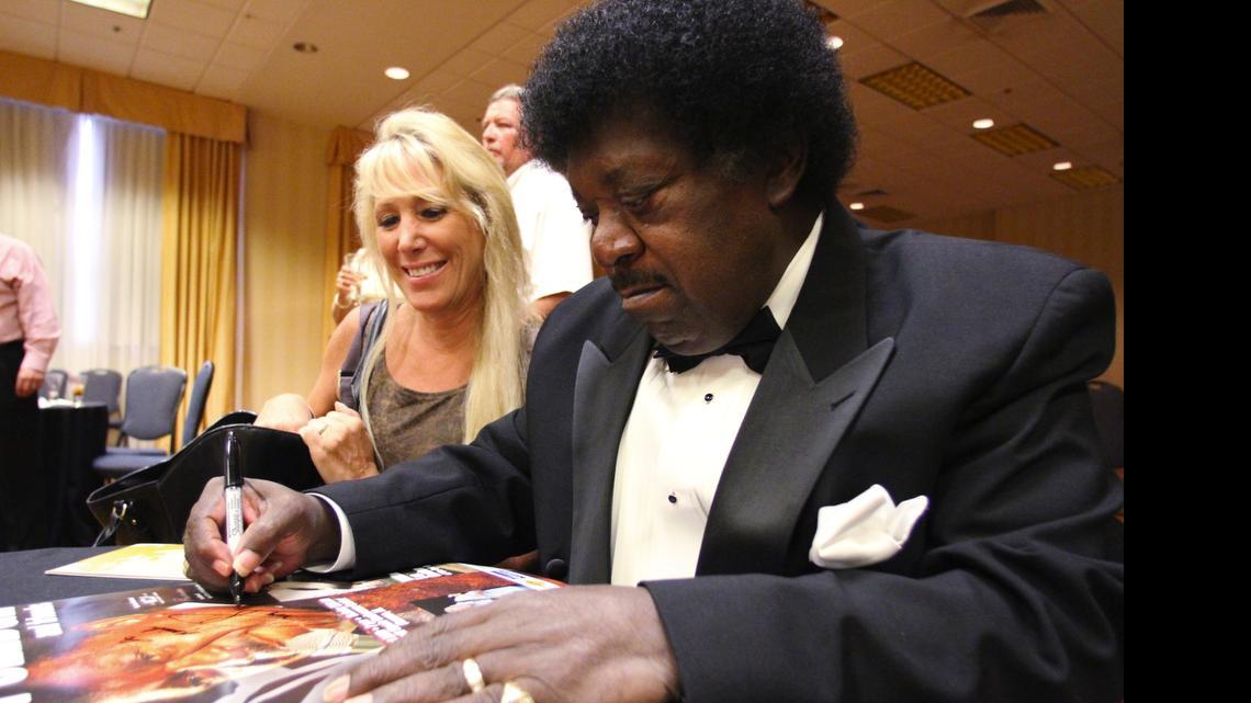 Trying to hold on to a high-class love