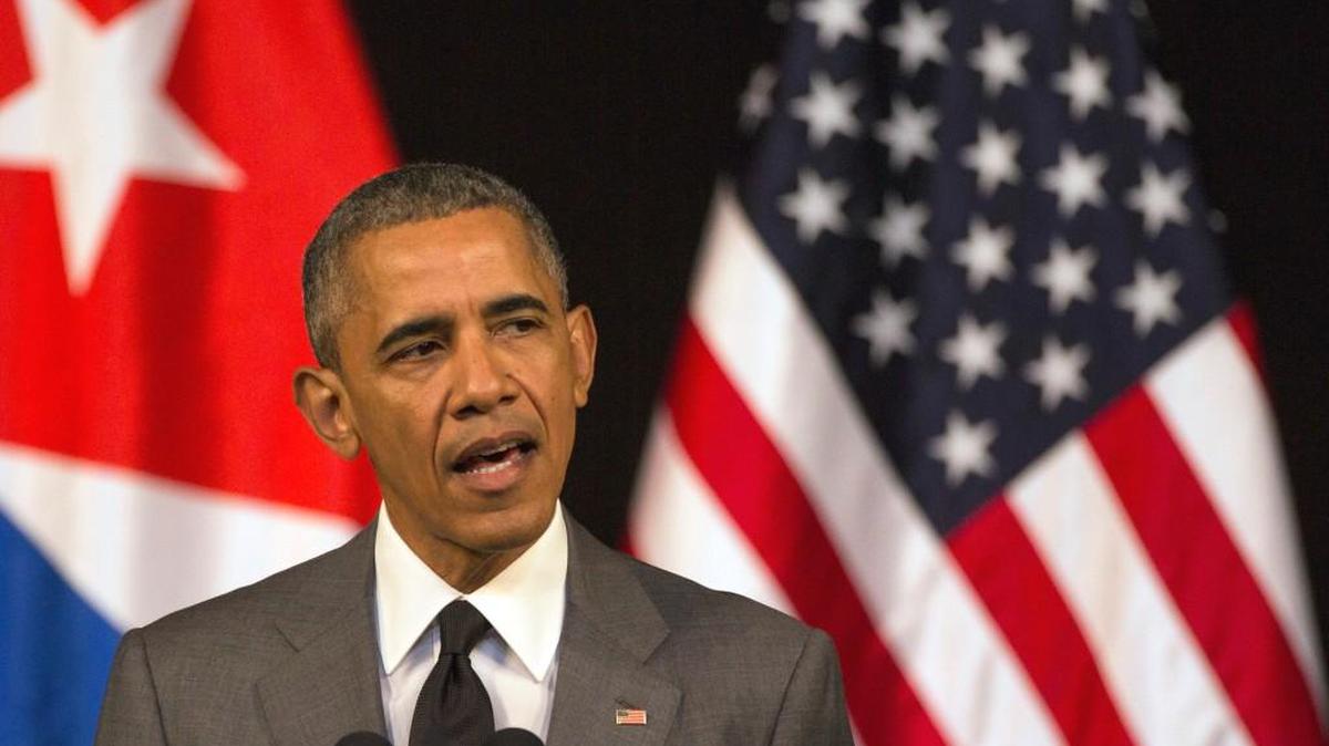 President Barack Obama urged Cubans to look to the future with hope, casting his historic visit to the communist nation as a moment to “bury the last remnants of the Cold War in the Americas.”