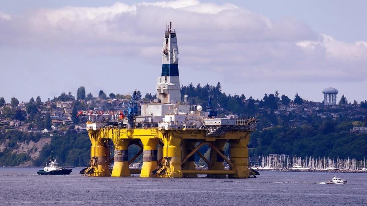 
The Royal Dutch Shell oil drilling rig Polar Pioneer.
