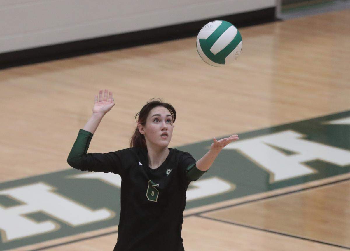 Catawba Ridge’s Emma Campbell serves the ball Tuesday during a game with Pickens High School.