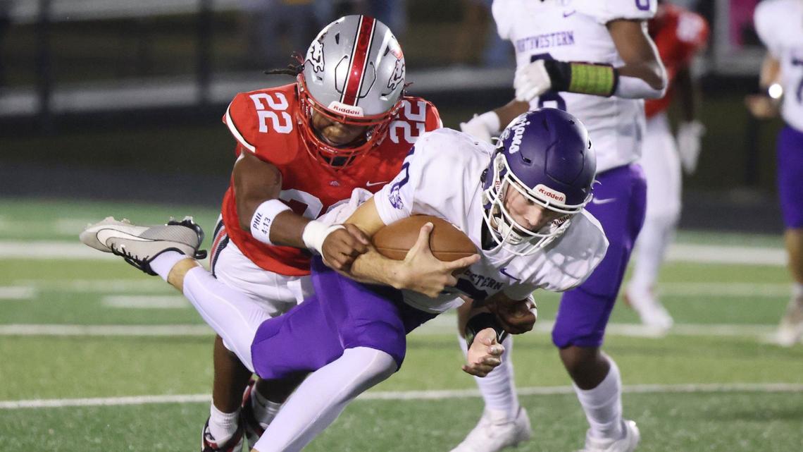 High school football roundup: Clover wallops turnover-prone Fort Mill