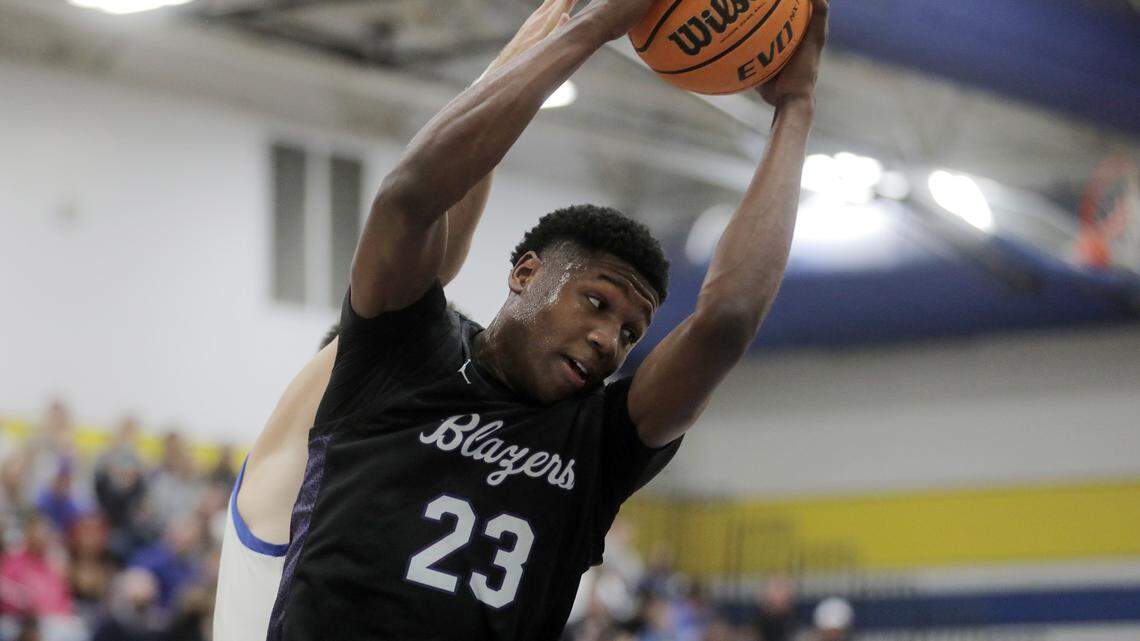 The best SC boys, girls basketball players named to All-State teams. See who made it