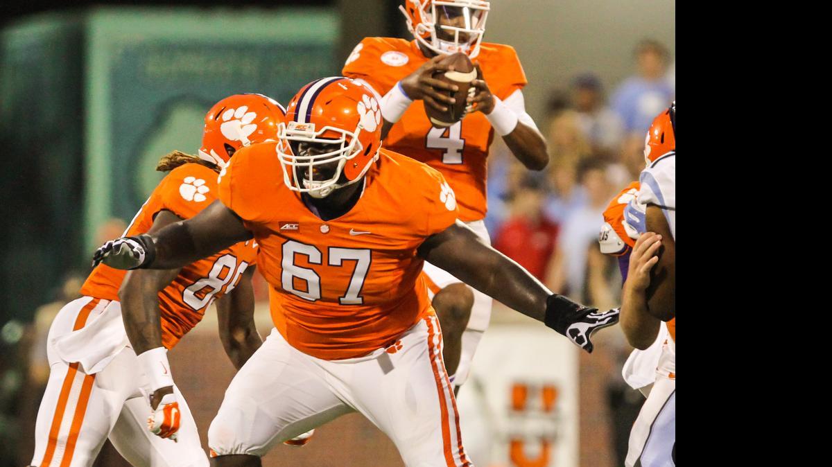 
Chester’s Kalon Davis played four of the five offensive line positions at Clemson, nailing down a starting job as a senior and emerging as a trusted member of the Tigers’ blocking unit.
