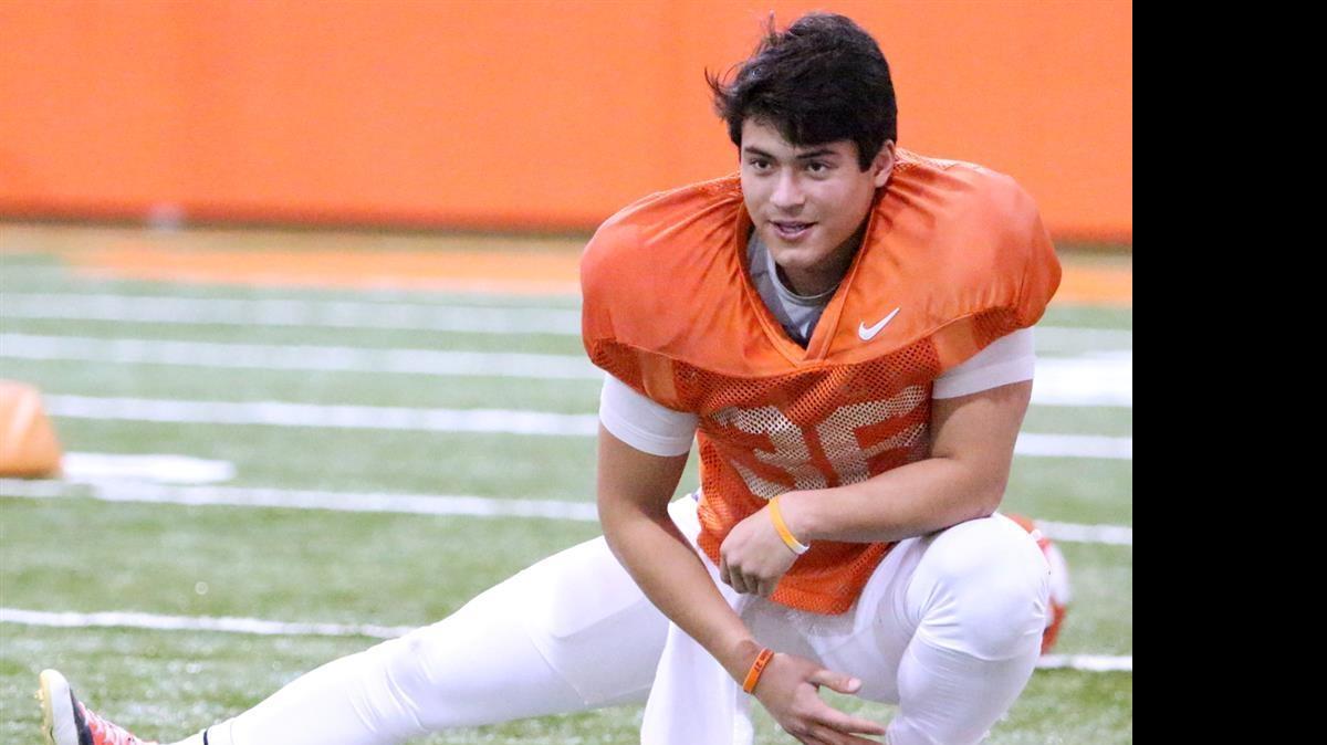 
Clemson placekicker Ammon Lakip
