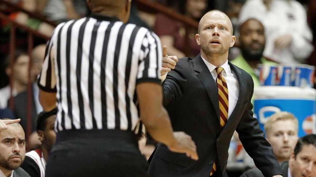 Pat Kelsey changed his mind on Thursday and will not take the UMass coaching job.