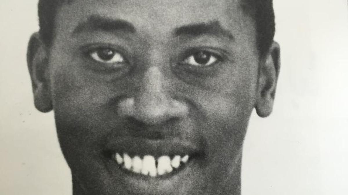 Bennie Bennett’s humble upbringing didn’t stop him from reaching the career goals he set as a young college graduate over 30 years ago. Bennett passed away Saturday night at the scene of a car wreck in Newberry County. He was 56 years old.