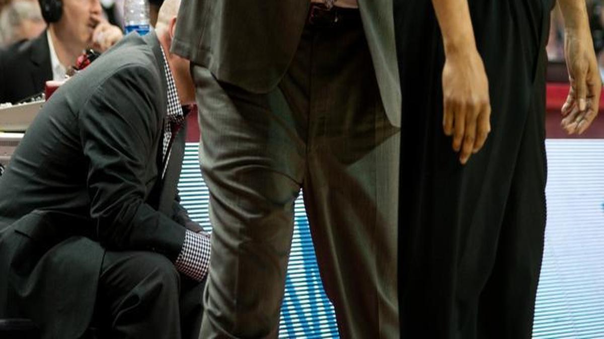 South Carolina head coach Frank Martin expresses displeasure of a call in the first half of Saturday game against Arkansas.