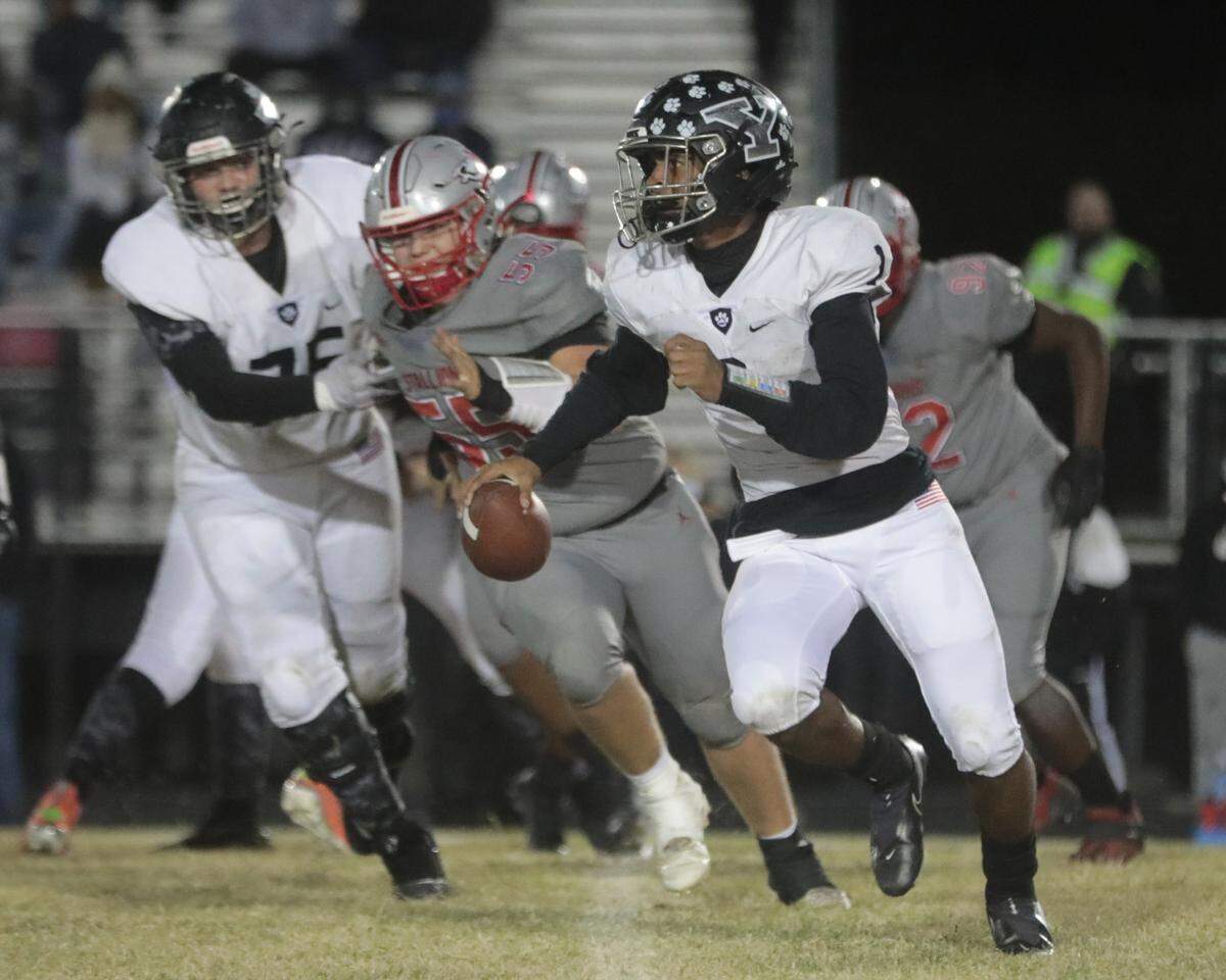 York’s Aiden Davis carries the ball.