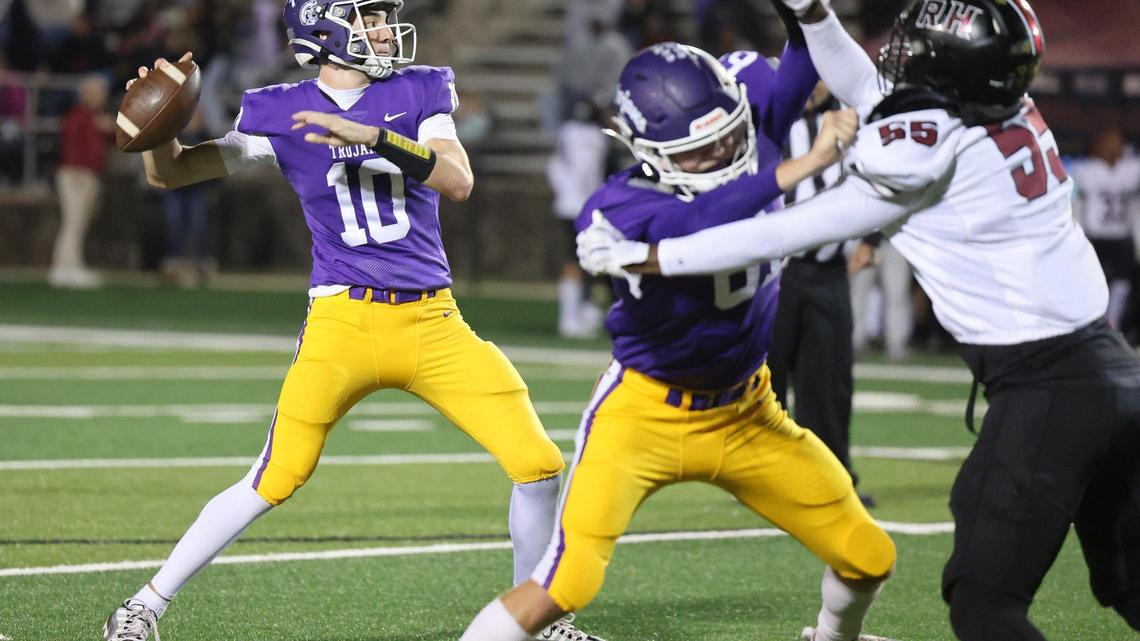 South Pointe RB Pickett-Hicks rushes for 485 yards in win; Lewisville also moves on