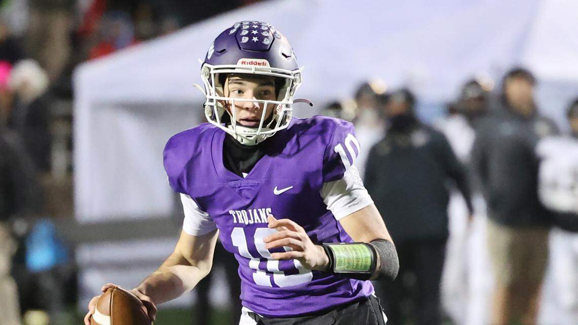 High school football gameday: S.C. state championship results, previews