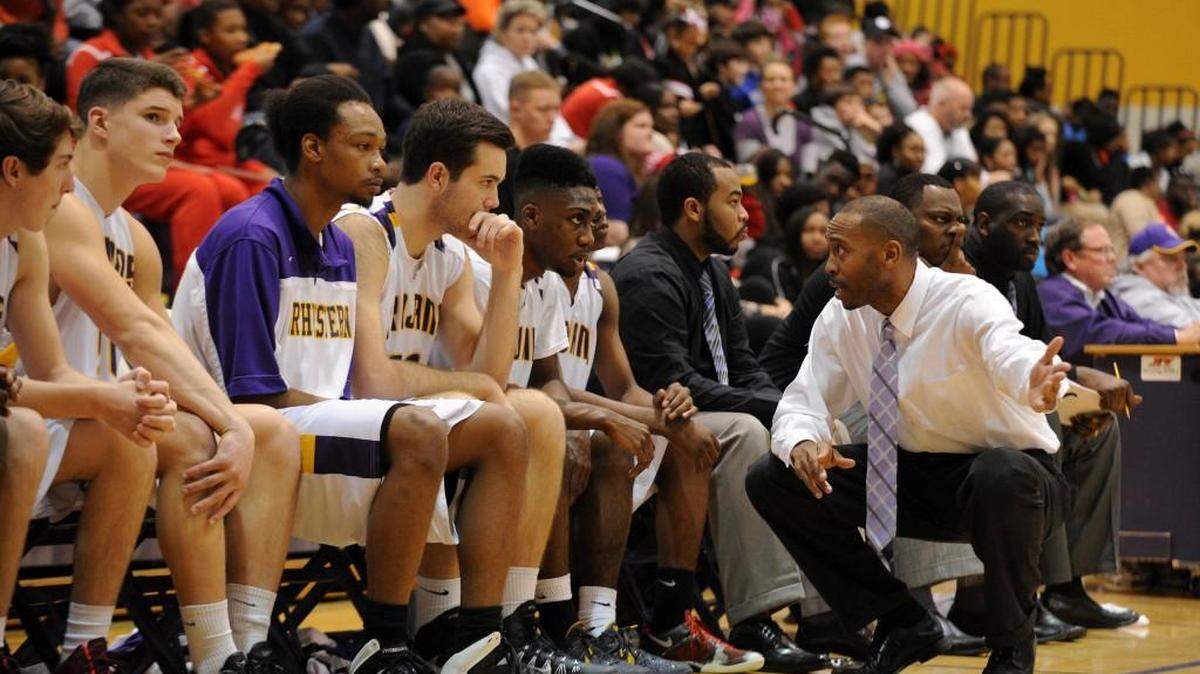 
Larry Davis is joining the basketball coaching staff at Newberry College. 
