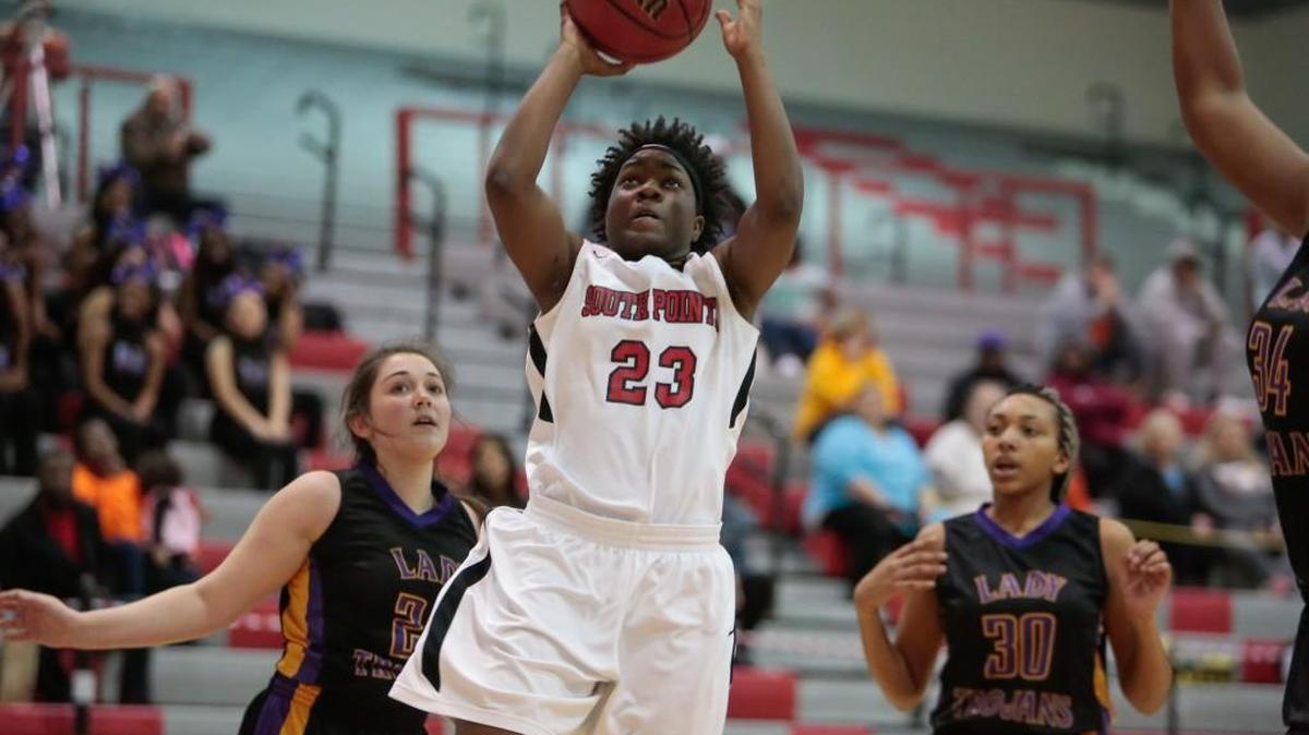 South Pointe’s T’Keia Williams drives to the basket as South Pointe hosts Northwestern.