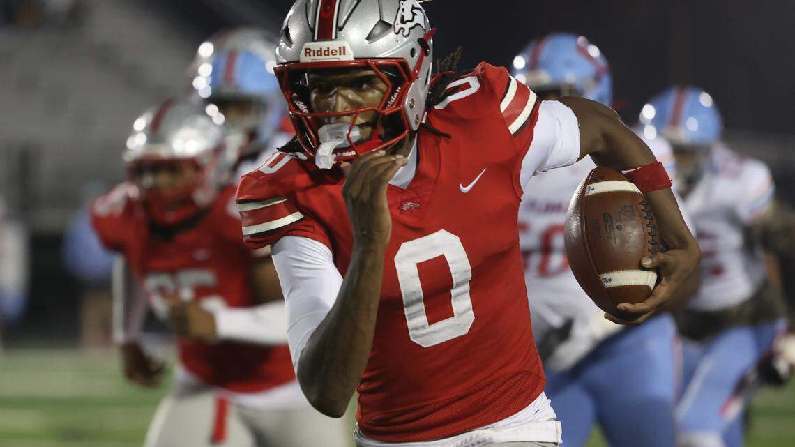 South Pointe looking for strong finish in SC high school football championship