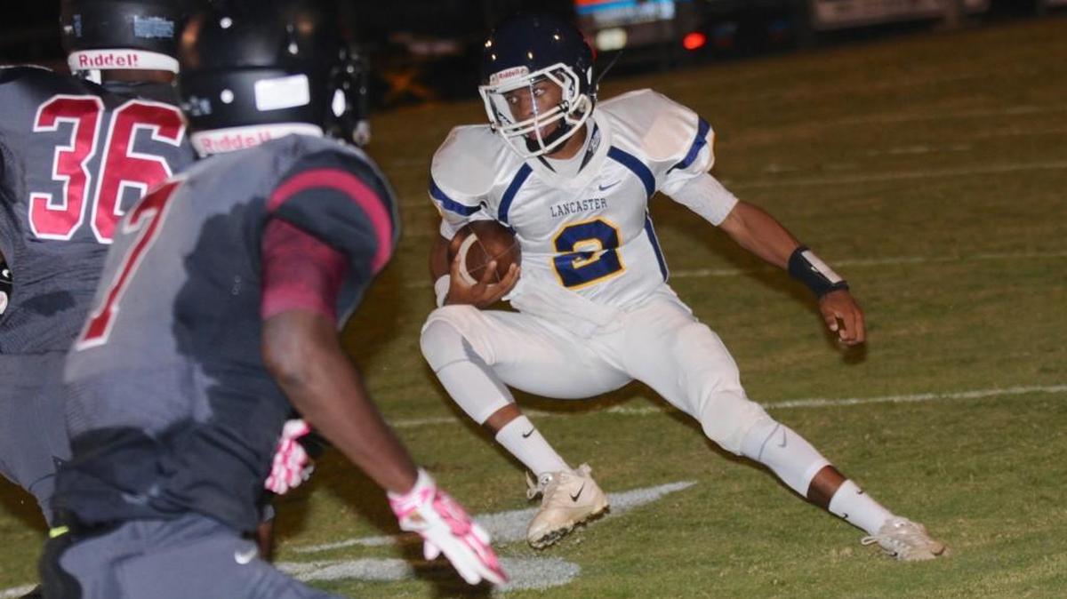 
Sophomore Jamias Shropshire is competing for Lancaster’s starting quarterback job with senior Darius Robinson. A strong running game would help either candidate.
