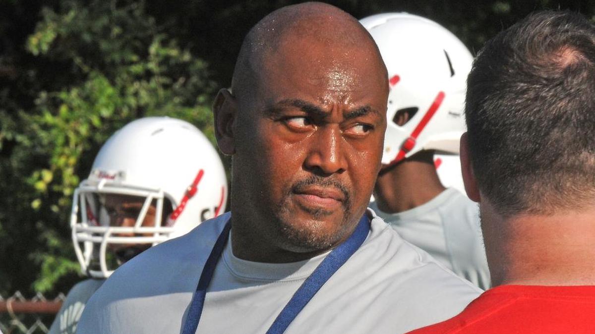 Chester football coach Victor Floyd previously coached the Cyclones from 2004-07.