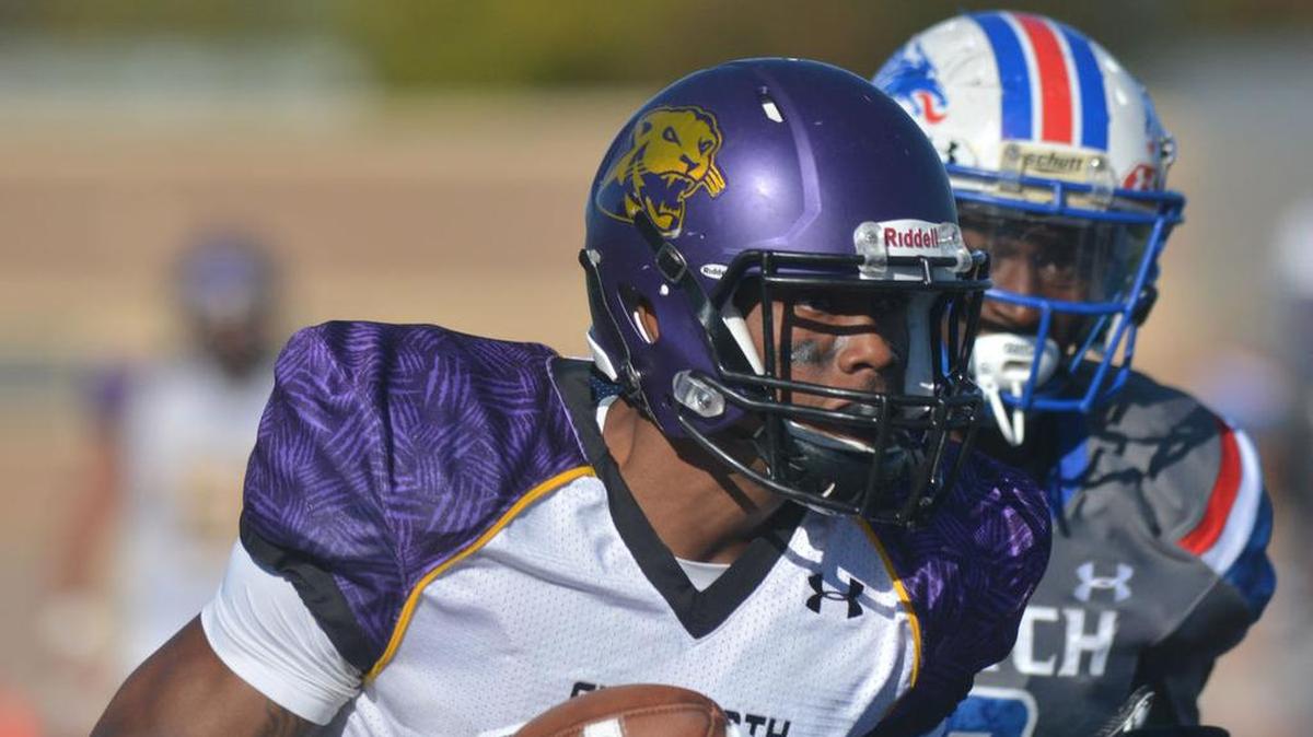 Jaleel Scott’s stock is rising. The 6-foot-5 Rock Hill High product has had a productive sophomore season of junior college football in Iowa.