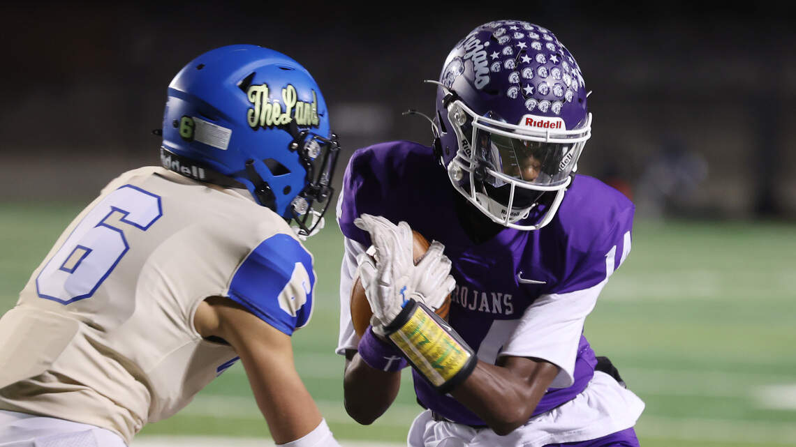 Follow Saturday’s live S.C. high school football scores