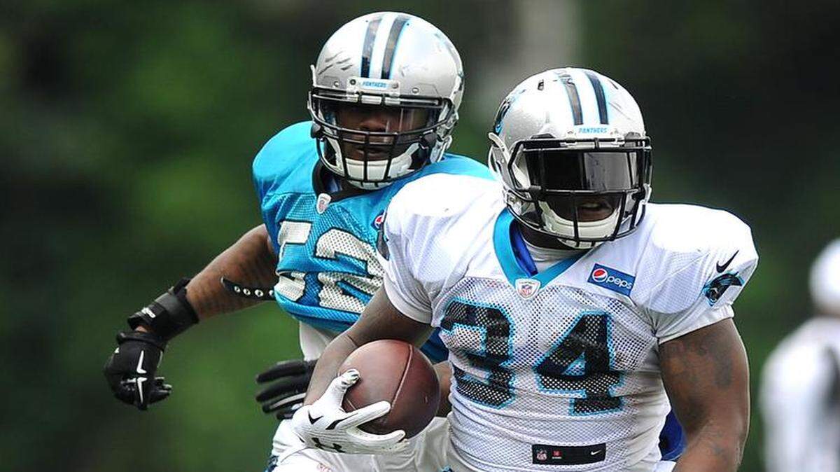 
Carolina Panthers running back Cameron Artis-Payne is a patient runner rather than a speedster, and he says he’s not going to change now. 

