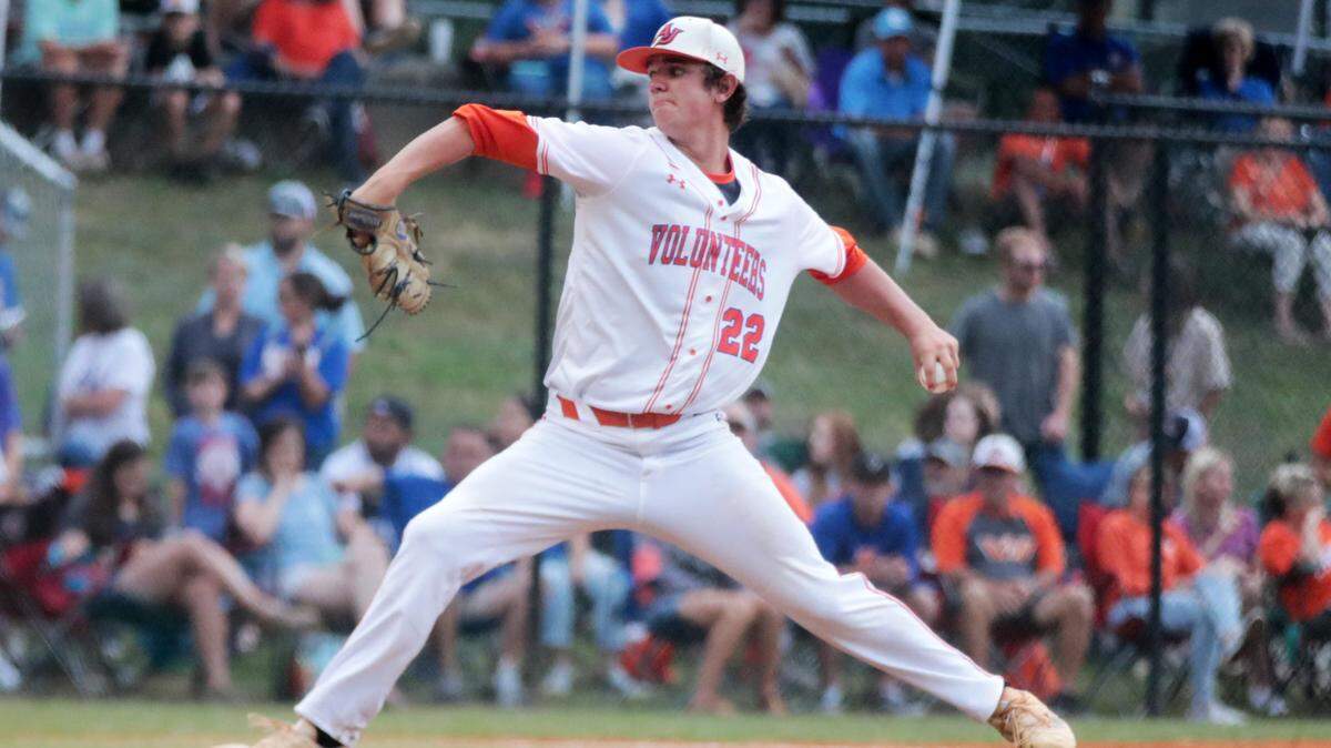 Andrew Jackson’s Kyle Percival pitches Wednesday in front of dozens of spectators.