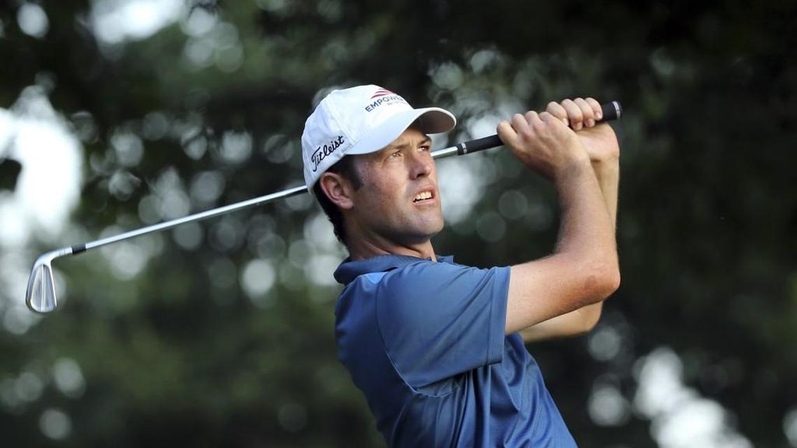 Robert Streb’s 7-under 63 ties majors record, lifts him to share of PGA Championship lead