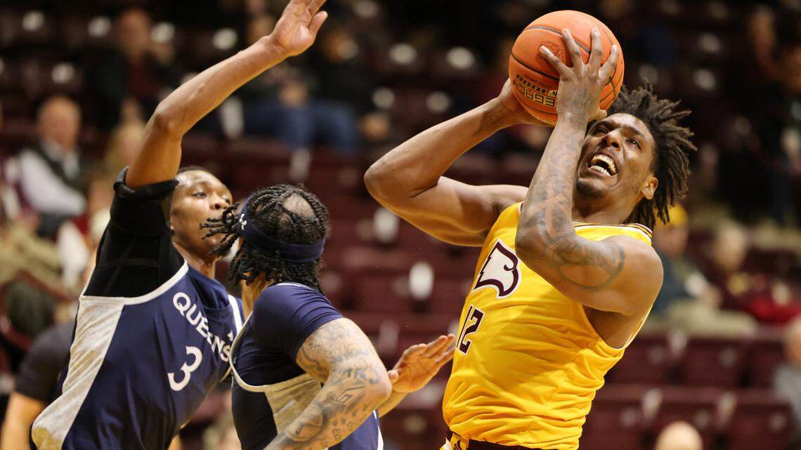 How Winthrop basketball’s top transfer players have helped the Eagles snag early wins