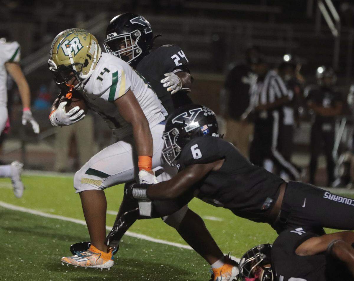 York’s R.J. Glasgow (6) pulls down Catawba Ridge’s Tyler Jones.