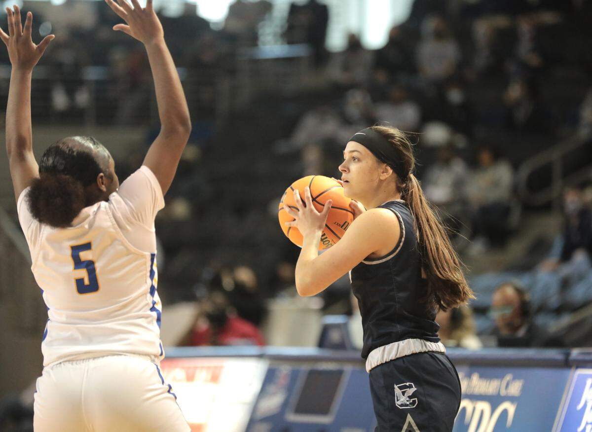Clover’s Lauren Deal looks for an opening against Sumter’s Alyssa Johnson Saturday at the girls state basketball championship in Aiken.