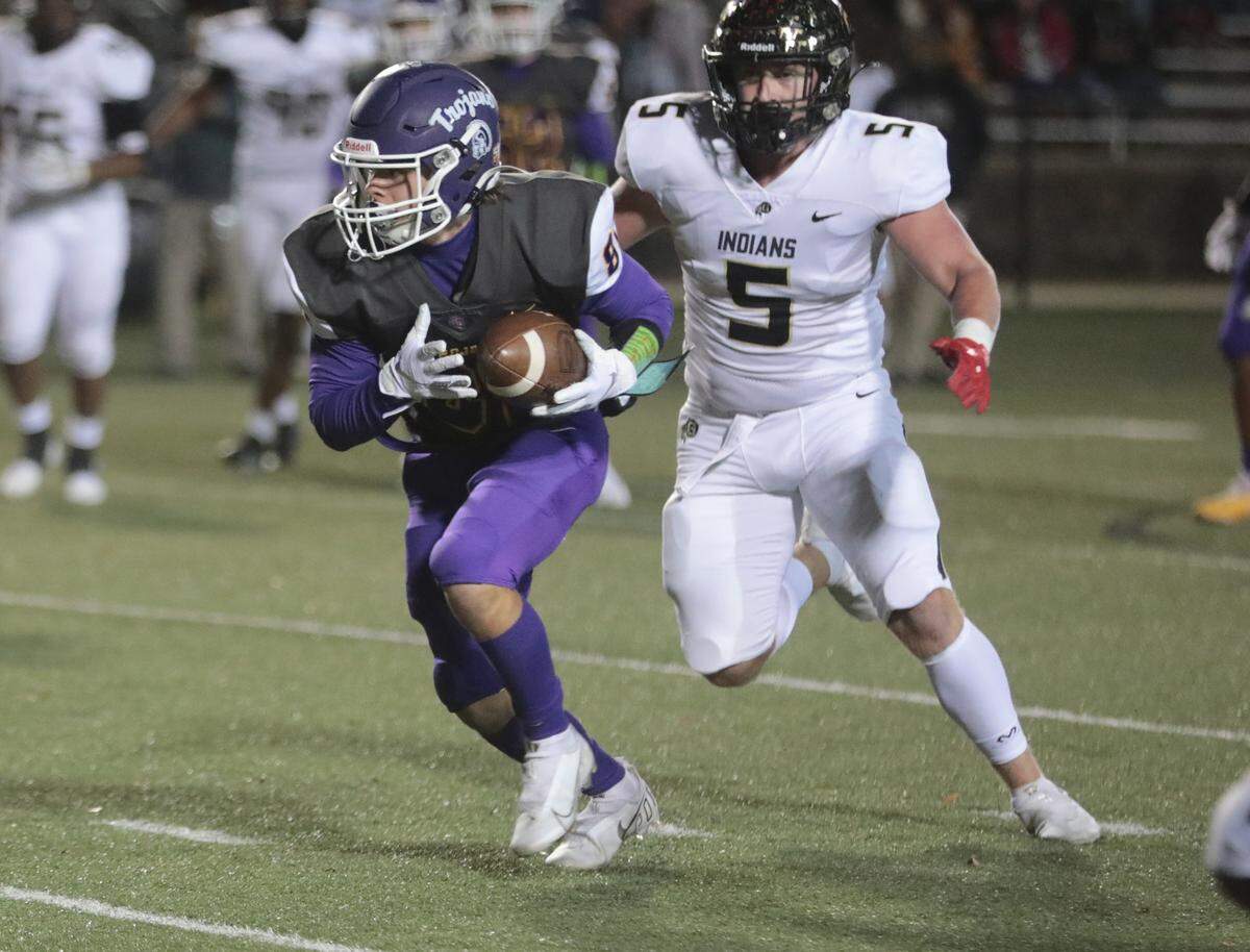 Gaffney’s Landon Bullock (5) tries to catch up to Northwestern’s Drennon Faile.